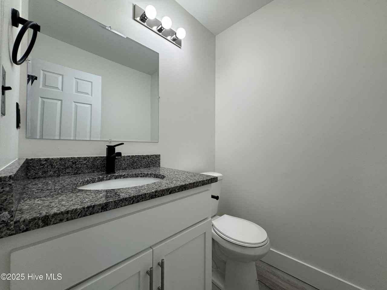 309 Robin Court #A - Photo 4 of 22