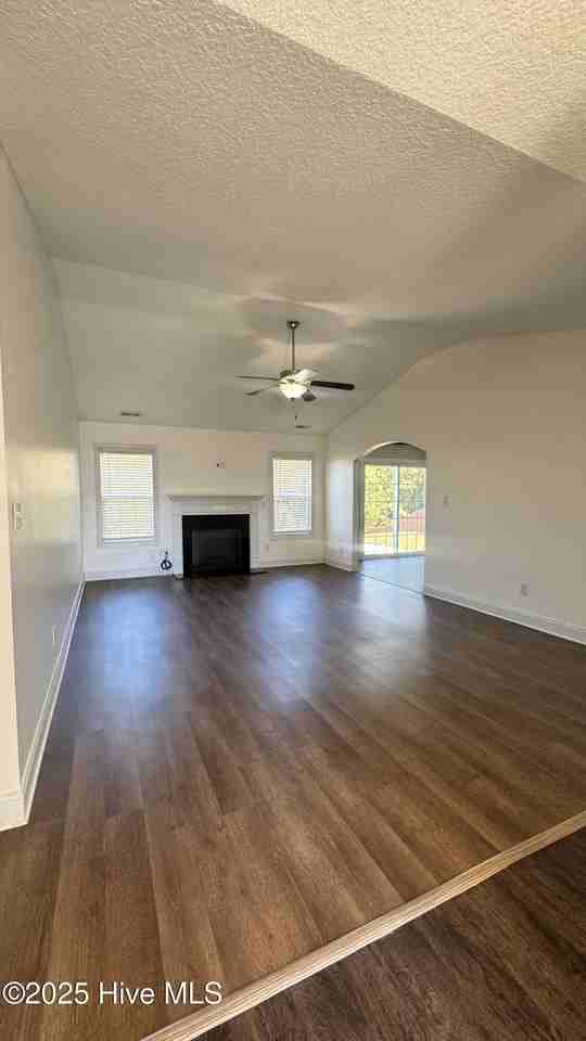 719 Kiwi Stone Cir - Photo 2 of 25