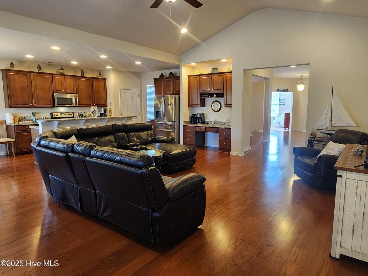 2140 Stonecrest Dr Nw - Photo 5 of 28