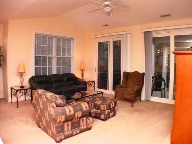 1521 Woodbrooke Dr - Photo 3 of 12