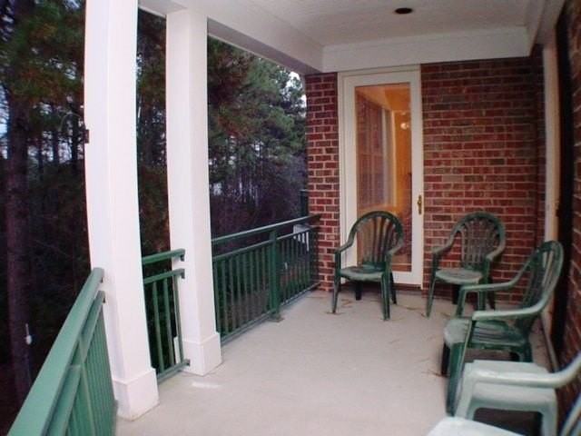 1521 Woodbrooke Dr - Photo 5 of 12