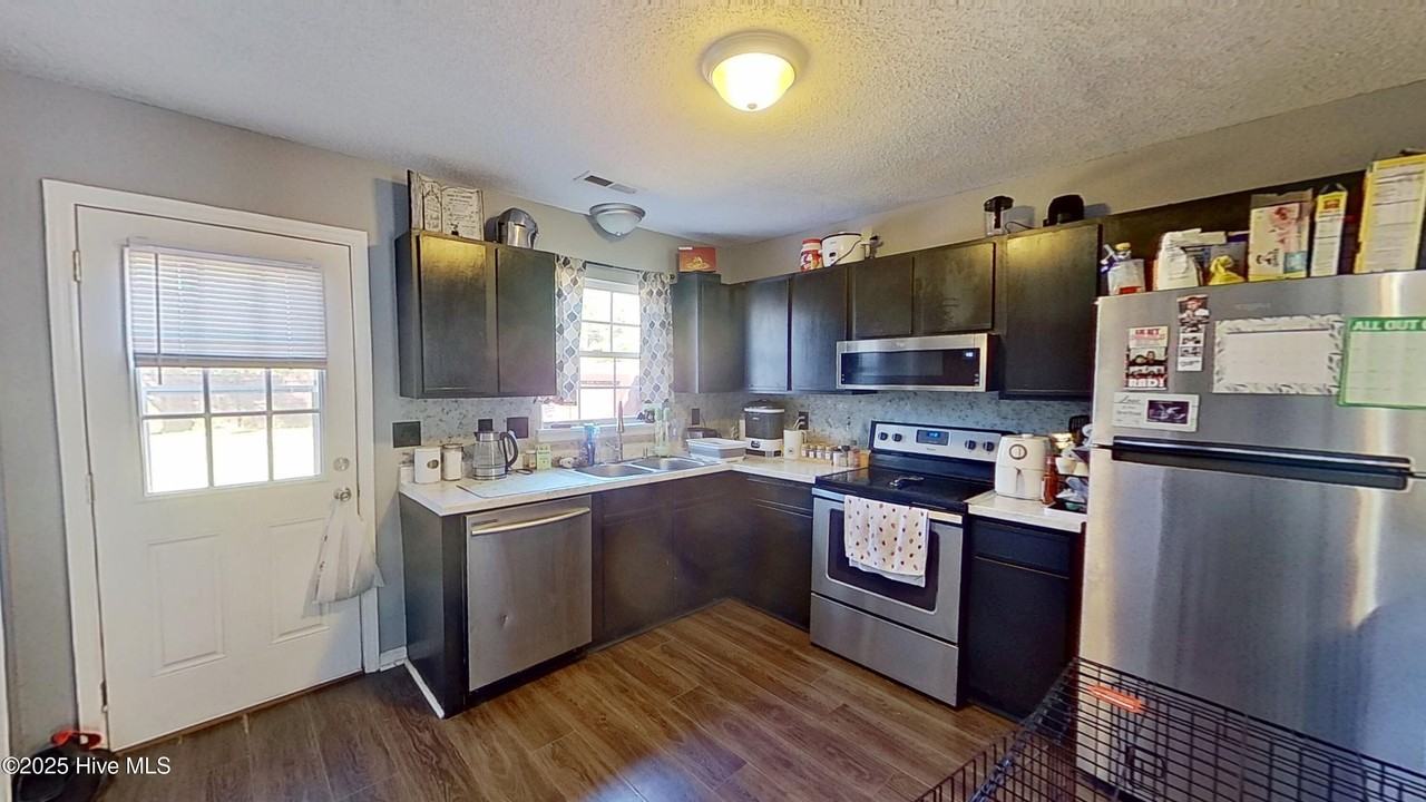 1163 Pueblo Dr - Photo 7 of 20