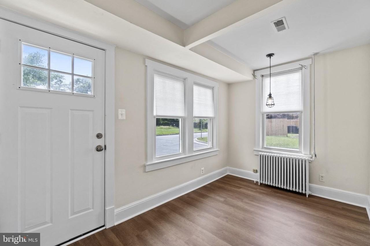 5022 Branchville Rd - Photo 3 of 20