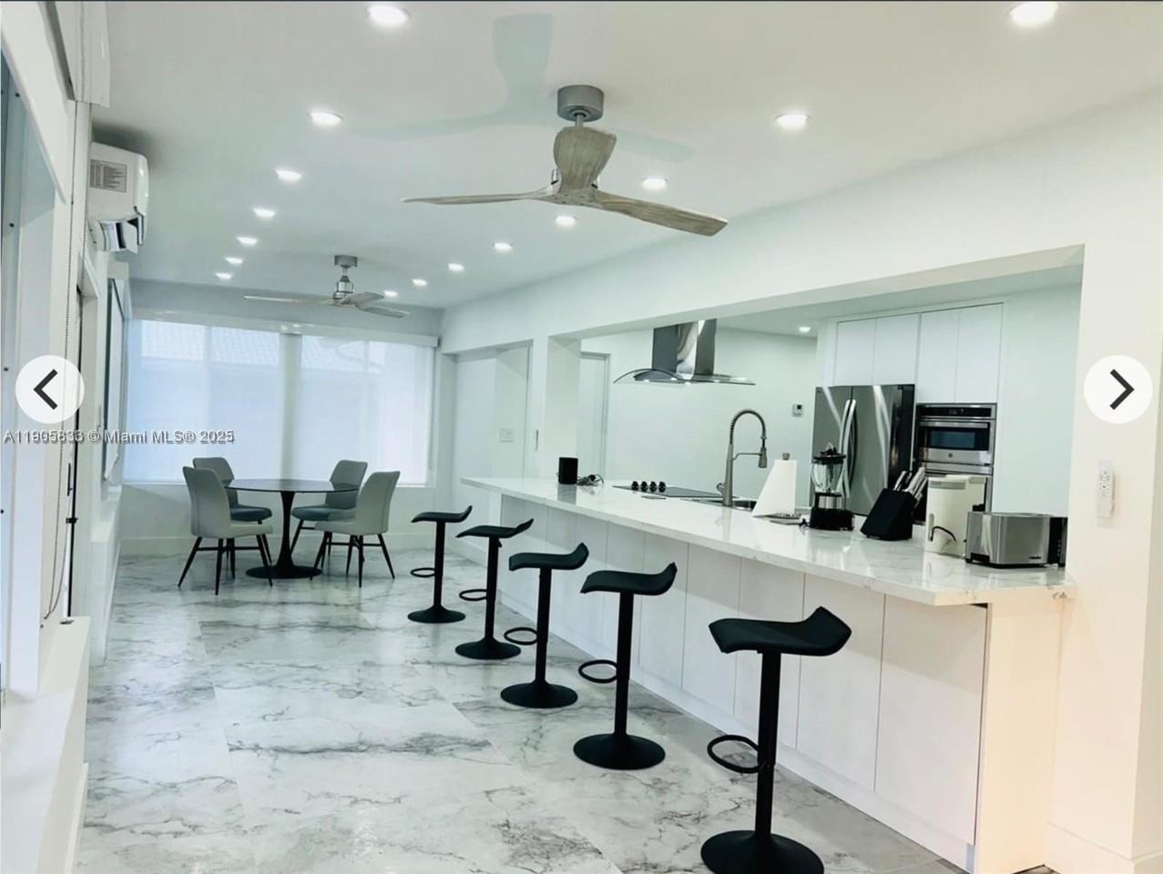 4521 Sw 55th Ave - Photo 2 of 12