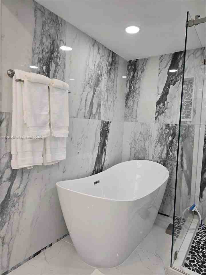 6010 S Falls Circle Dr #206 - Photo 3 of 44