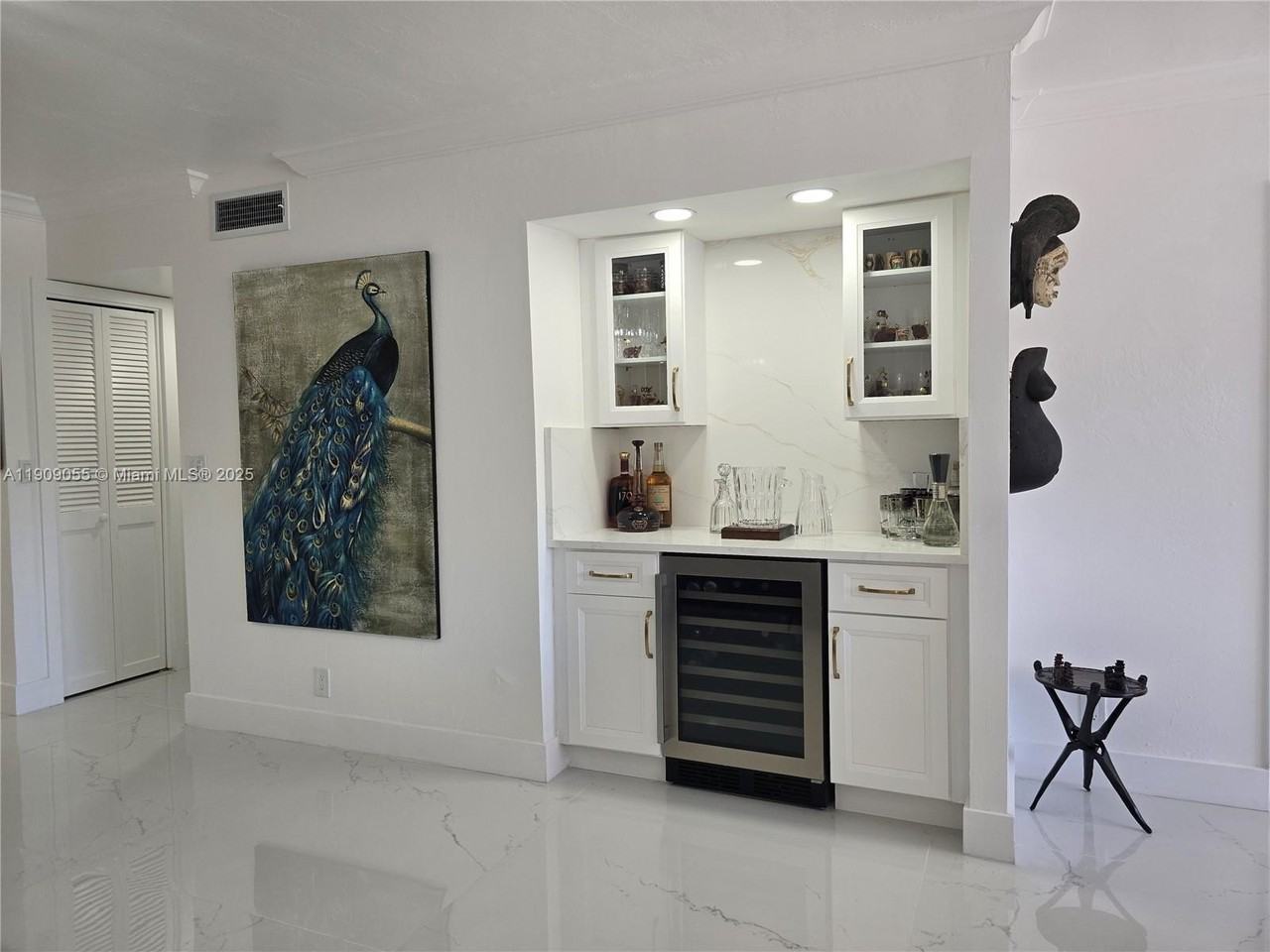 6010 S Falls Circle Dr #206 - Photo 5 of 44