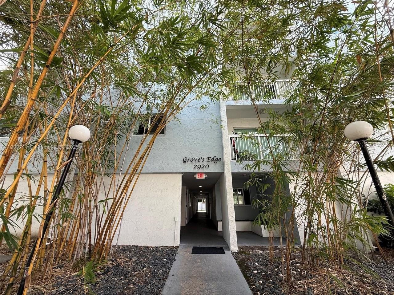 2920 Sw 28th Ter #302 - Photo 2 of 14