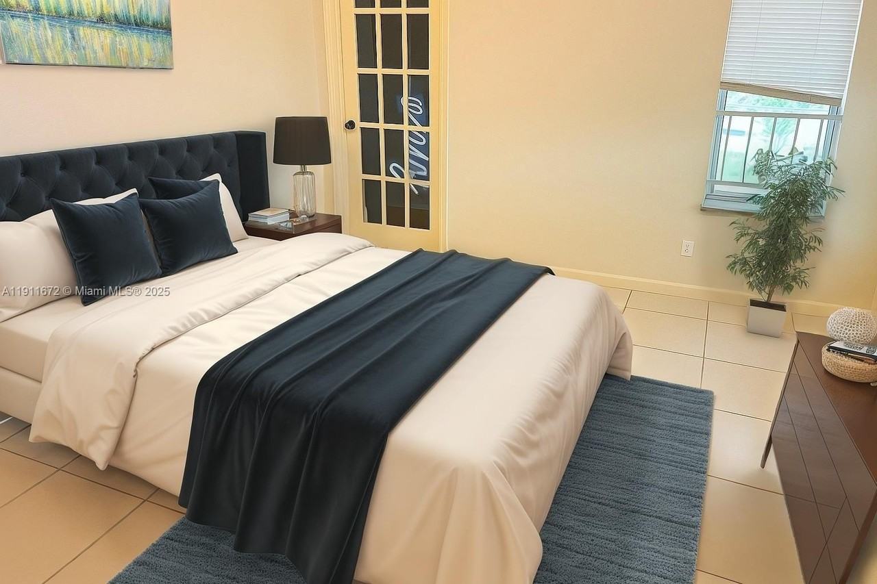 3480 Pinewalk Dr N #135 - Photo 5 of 8