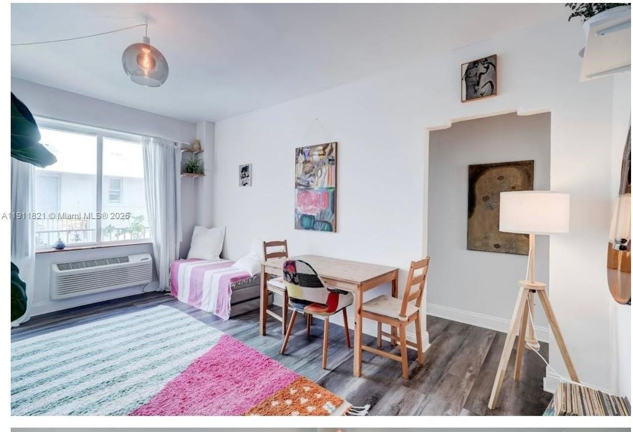 320 80th St #15 - Photo 2 of 6