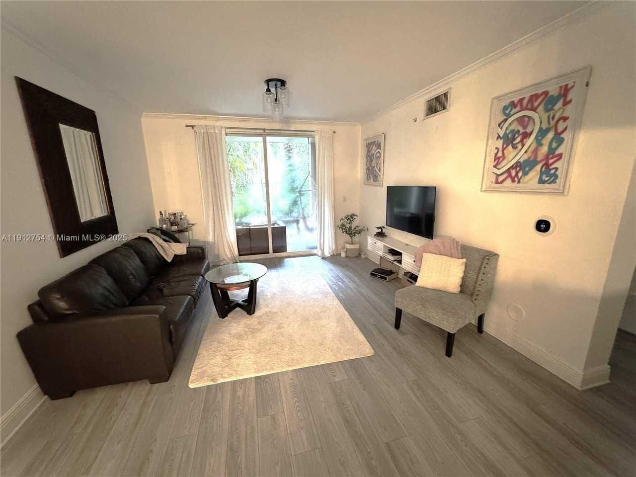 17125 N Bay Rd #3105 - Photo 4 of 37