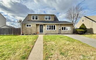 33 Windsor Dr - Photo 1 of 1