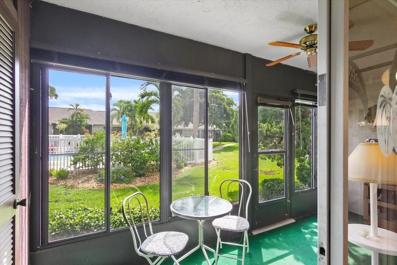 6108 7th Ave W #6108 - Photo 3 of 34