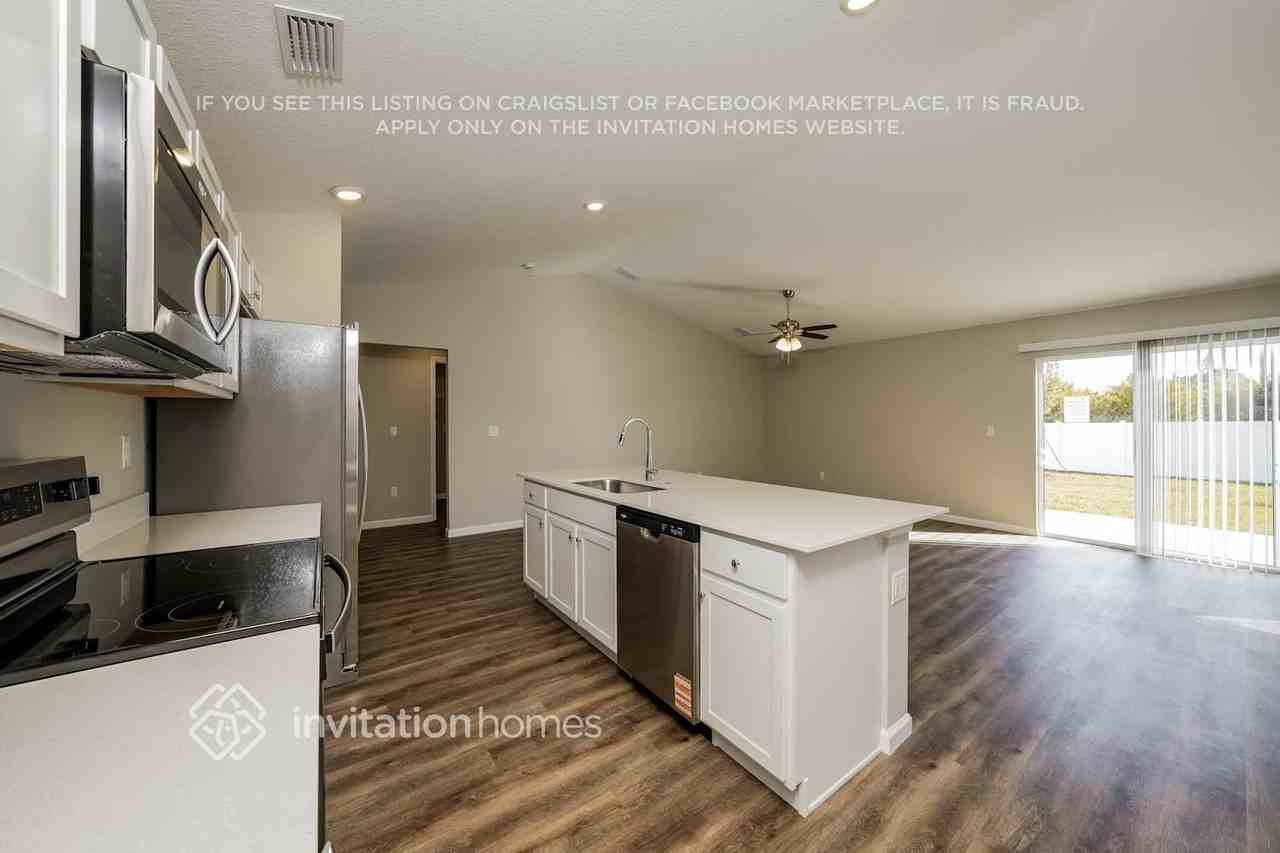 739 Southwest Goodrich Street - Photo 5 of 17