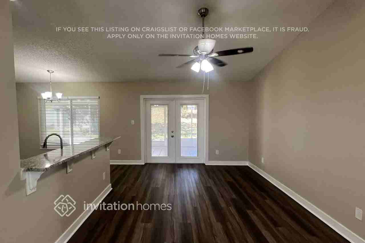 15528 Hidden Lake Circle - Photo 3 of 14