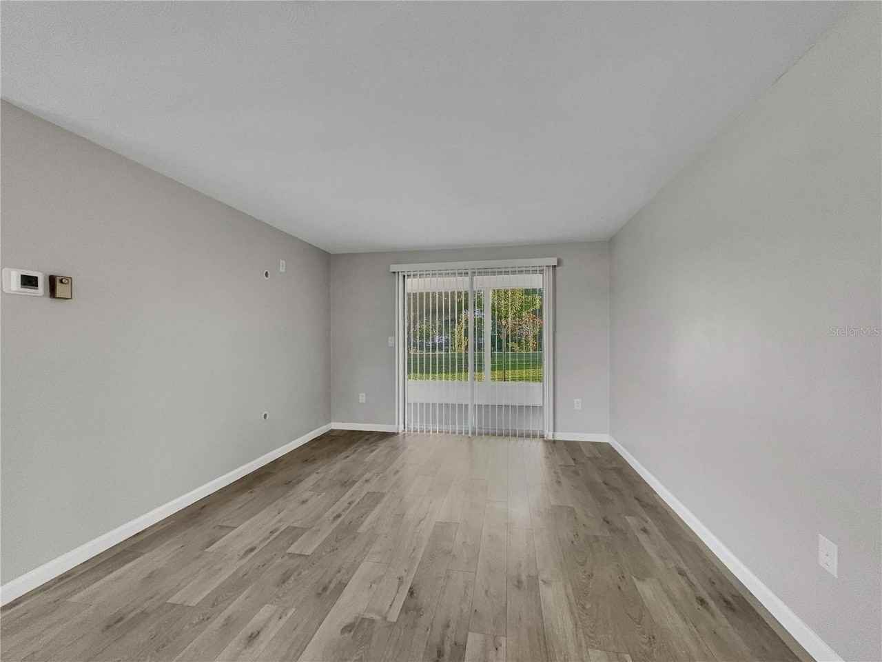 9240 Glen Moor Ln - Photo 4 of 22