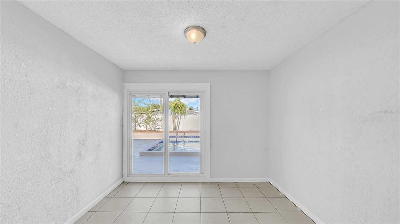 7515 17th Ln N - Photo 4 of 20