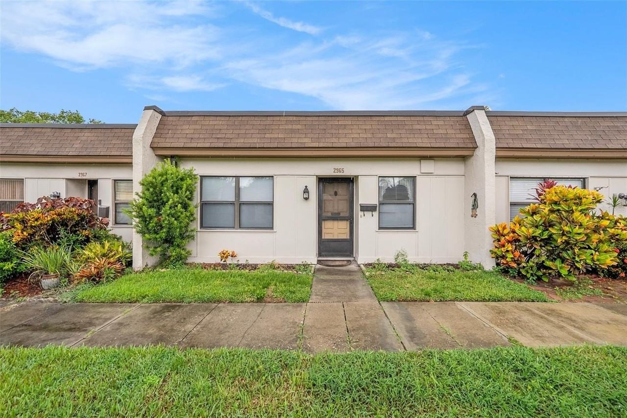 2965 Flint Dr N #2965 - Photo 2 of 21