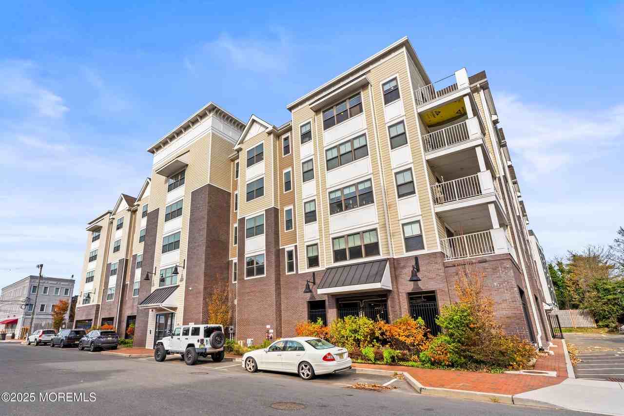 165 Pavilion Ave Unit 303 #303 - Photo 2 of 21