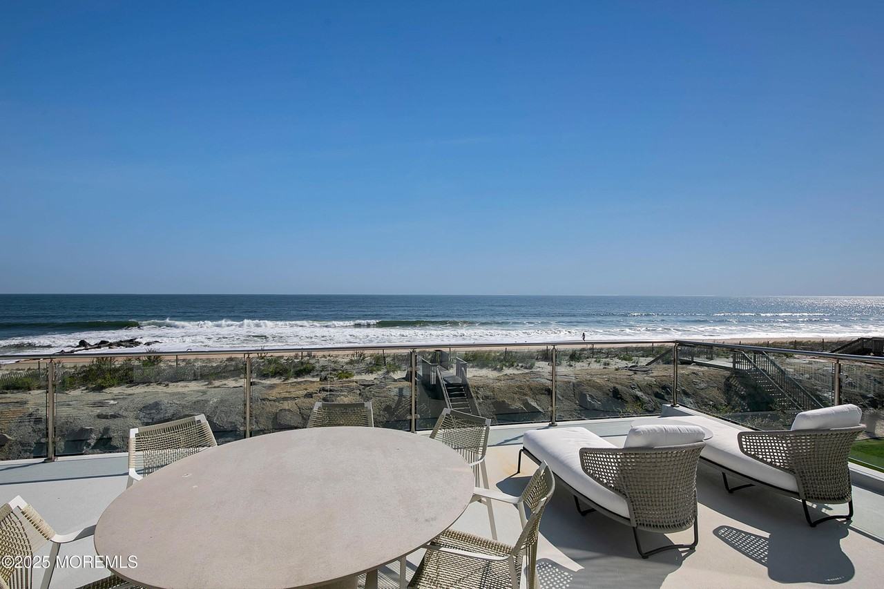 15 Tradewinds Ln - Photo 7 of 43