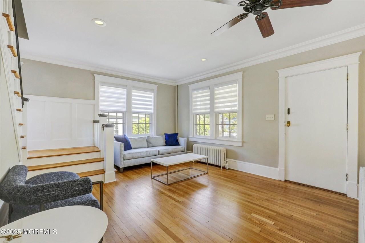 603 Laurel Ave - Photo 5 of 50