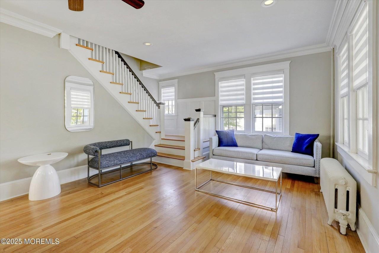 603 Laurel Ave - Photo 6 of 50