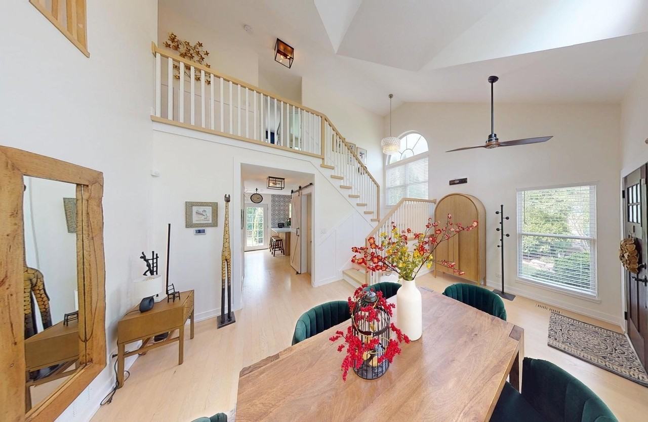 2207 Periwinkle Lane - Photo 3 of 40