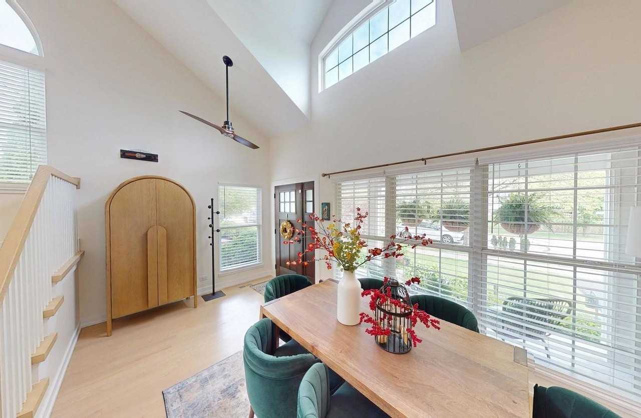 2207 Periwinkle Lane - Photo 4 of 40