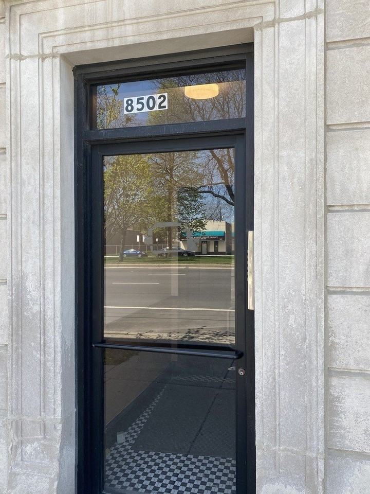 8502 S Stony Island Ave #2A