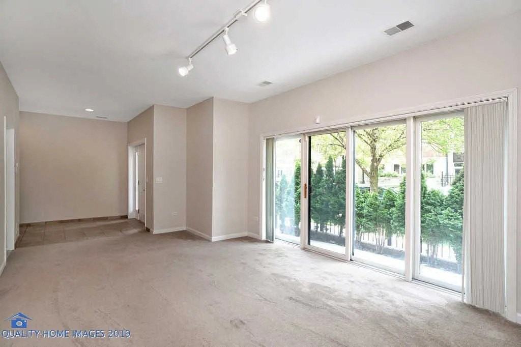 1501 S Prairie Ave #01 - Photo 2 of 23