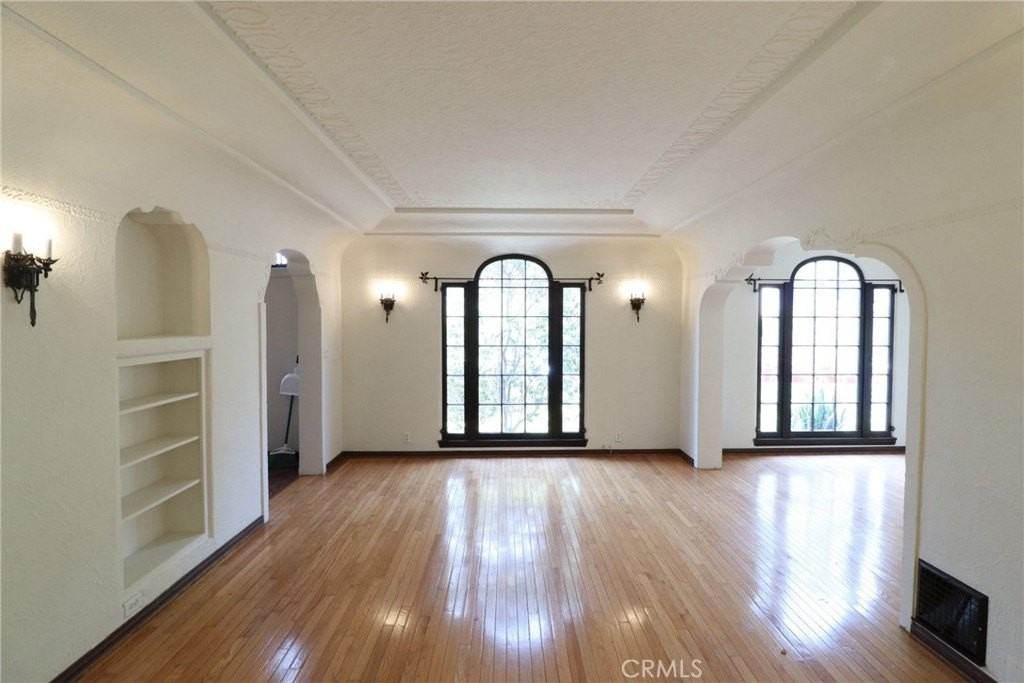 3700 E 11th St - Photo 7 of 31