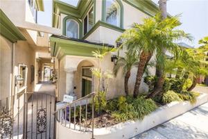 featured image of 604 Manhattan Beach Blvd