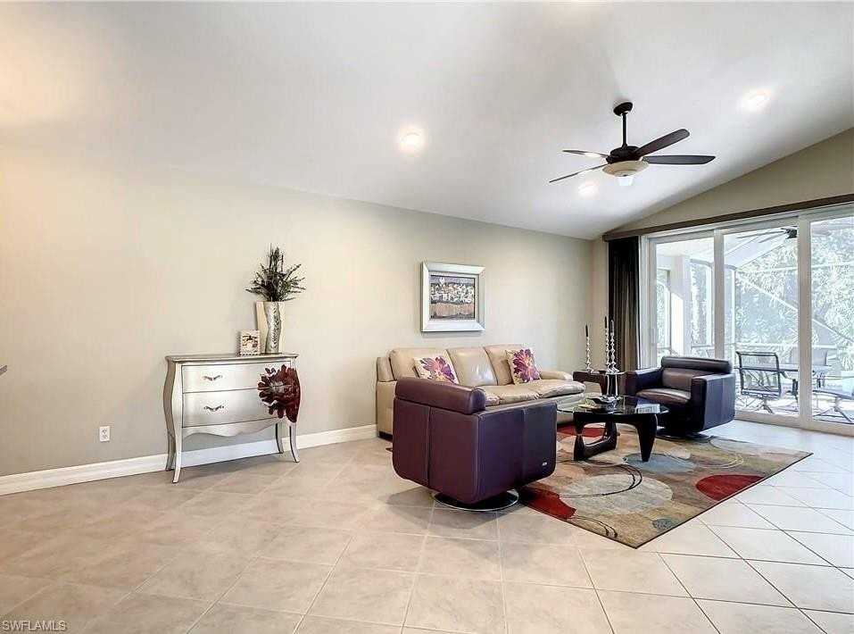 2025 Painted Palm Dr - Photo 3 of 10