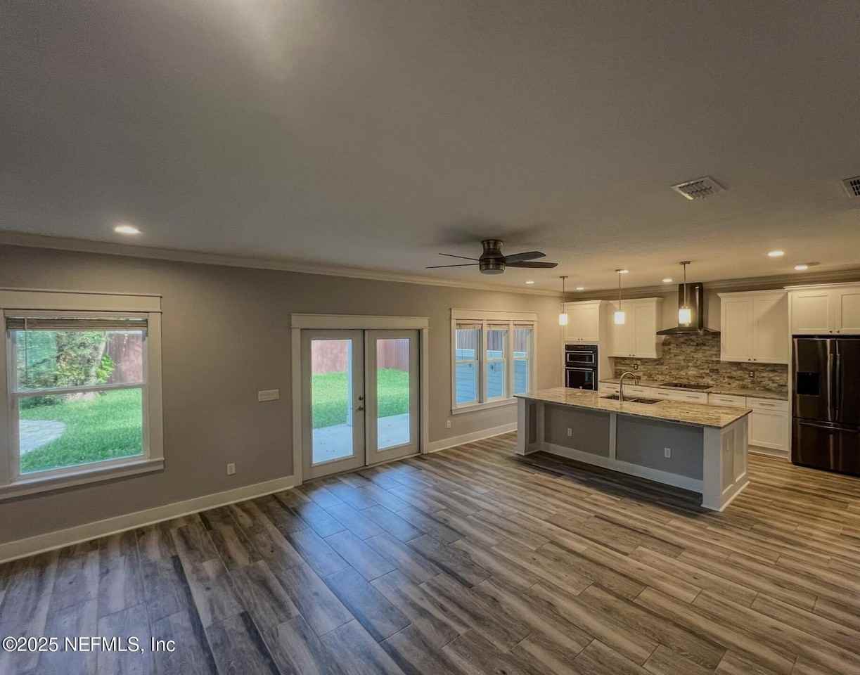 4325 Appleton Ave - Photo 6 of 40