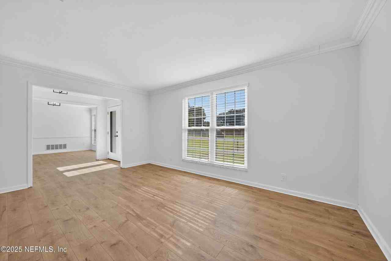 6201 Grayling Dr - Photo 4 of 25