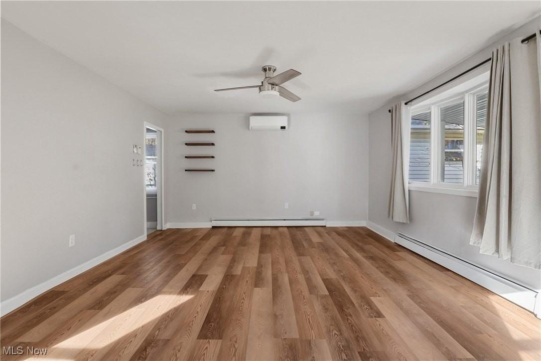 728 E 343rd St - Photo 4 of 15