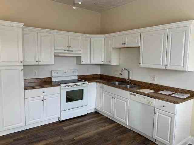 35 Ash St Unit A #A - Photo 6 of 20