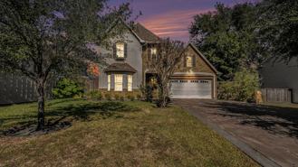 726 W 30th St - Photo 1 of 1