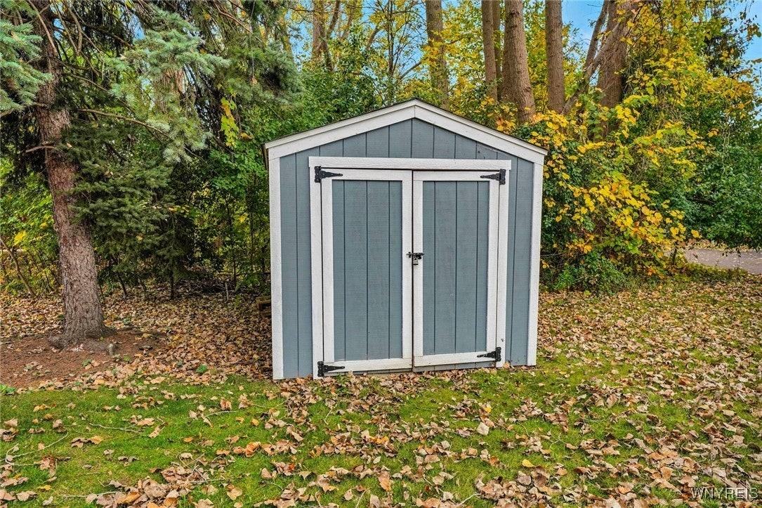 1 Apollo Dr - Photo 2 of 28