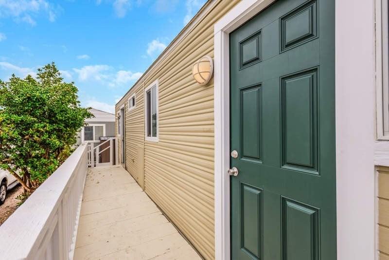 341 3rd Ave #L341 - Photo 4 of 32