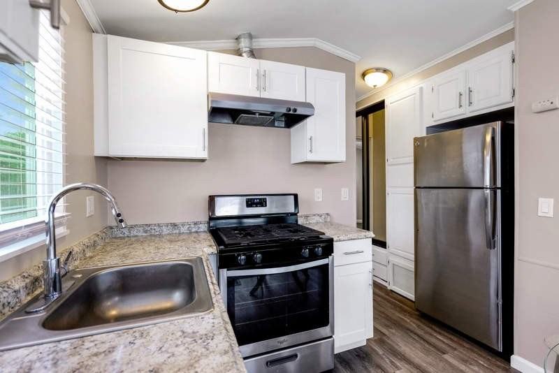 341 3rd Ave #L341 - Photo 7 of 32