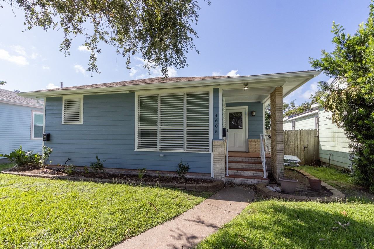 4605 Avenue P - Photo 3 of 26