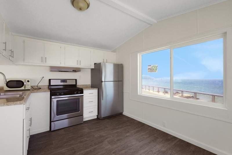 428 4th Ave #L428 - Photo 4 of 31