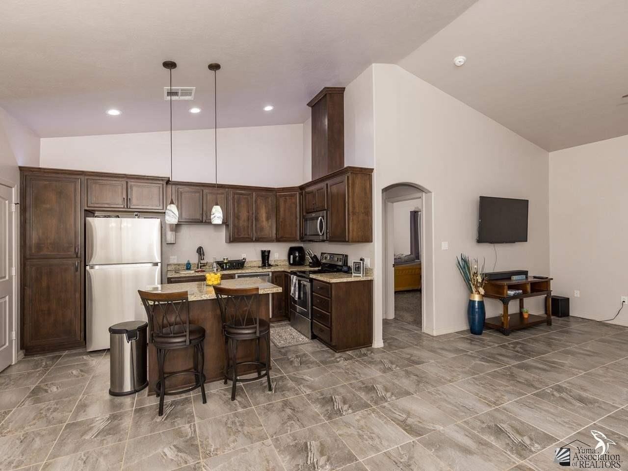 11731 Castle Dome St - Photo 4 of 25