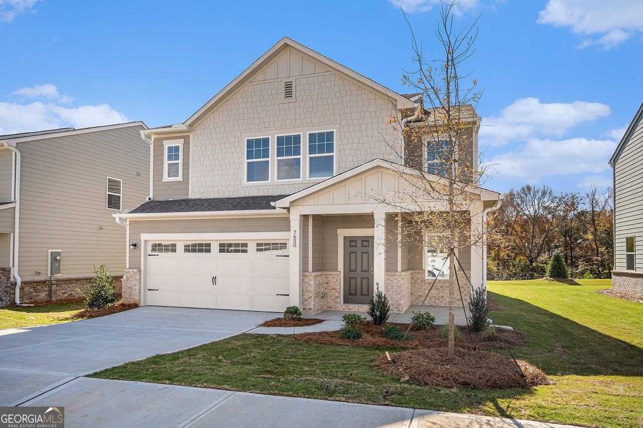 7650 Saffron Ave - Photo 3 of 36