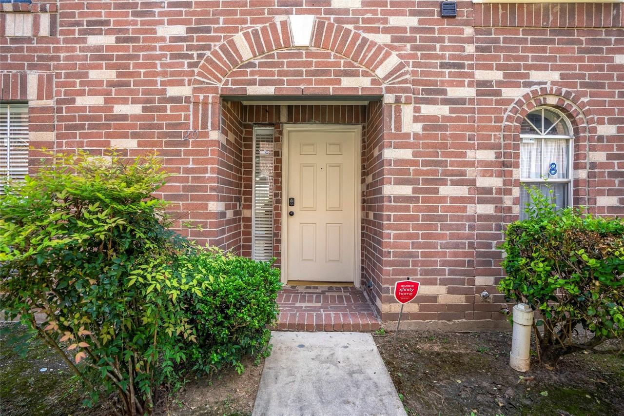 11735 Alief Clodine Rd - Photo 4 of 33