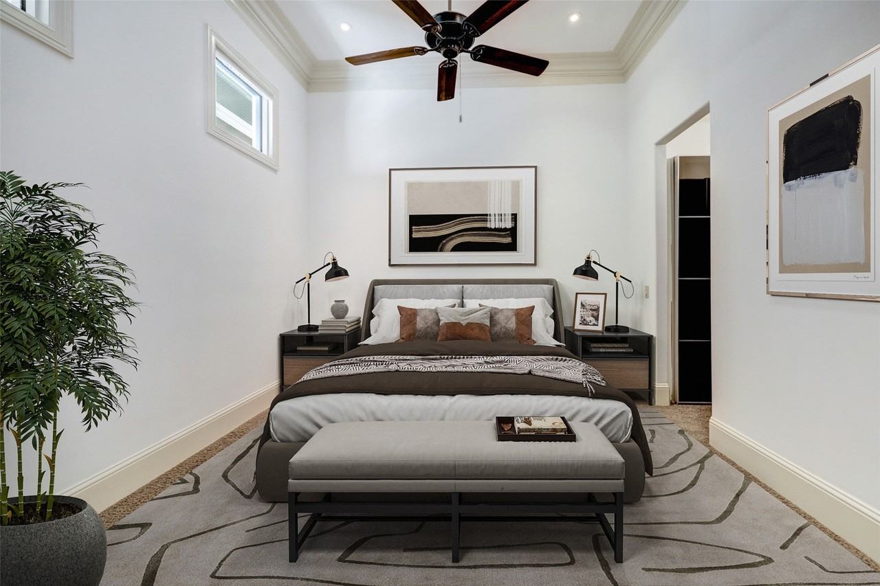 2510 Travis Street - Photo 5 of 20