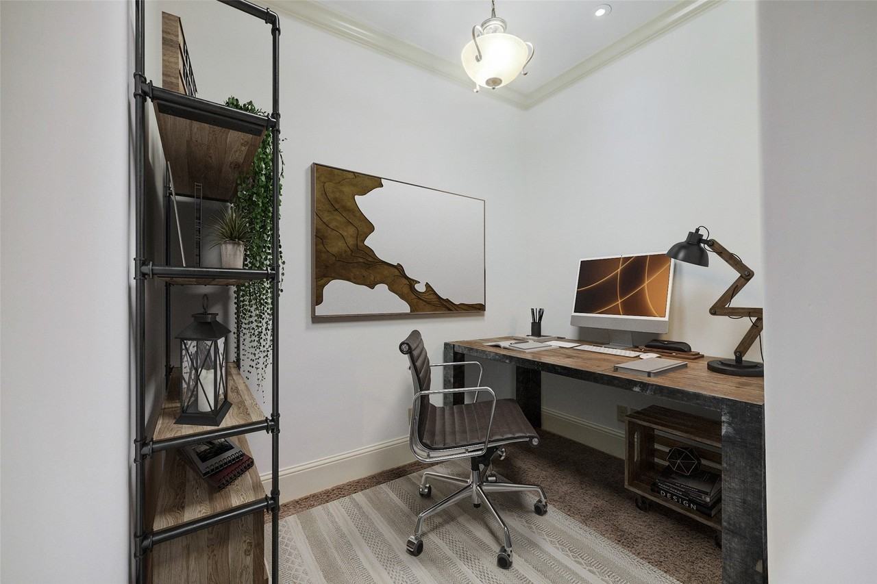 2510 Travis Street - Photo 7 of 20