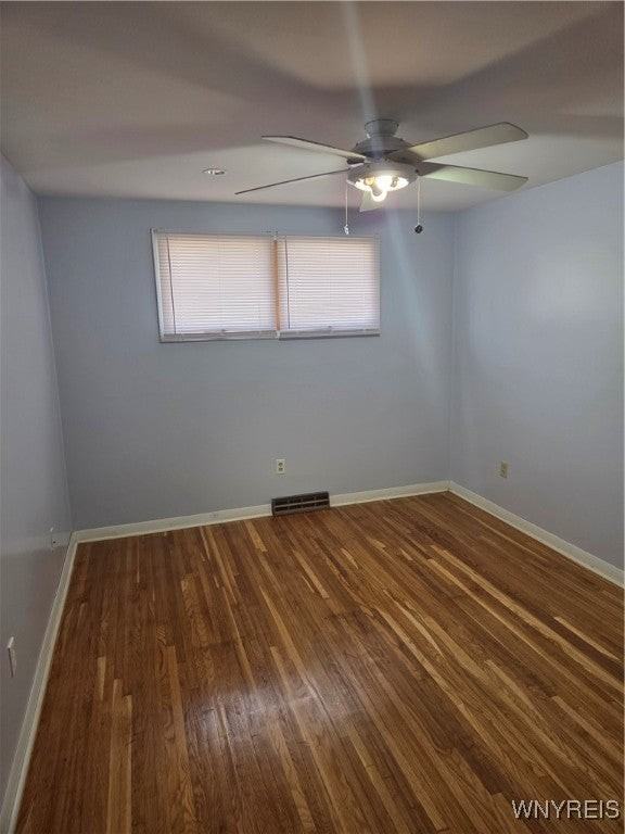 30 Nassau Ln - Photo 3 of 13