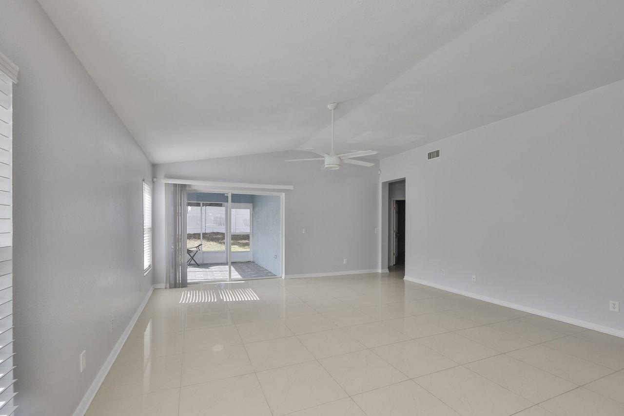 11345 Coconut Island Dr - Photo 6 of 40