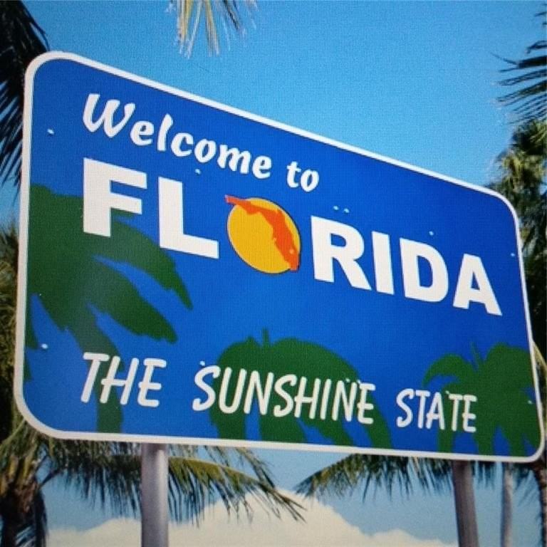 31547 Avenue D - Photo 2 of 42